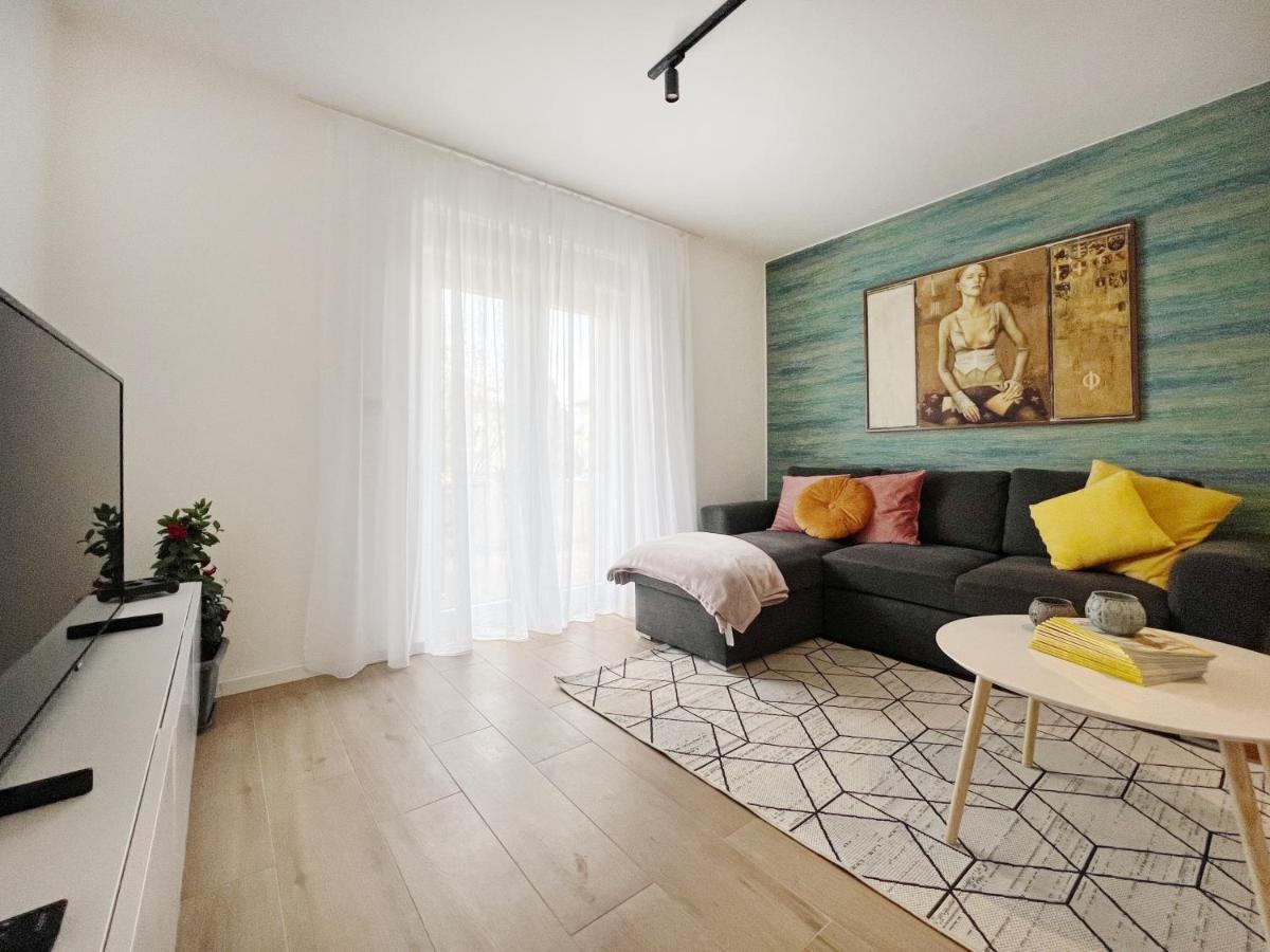 Apartments Valerian Novigrad  Ngoại thất bức ảnh
