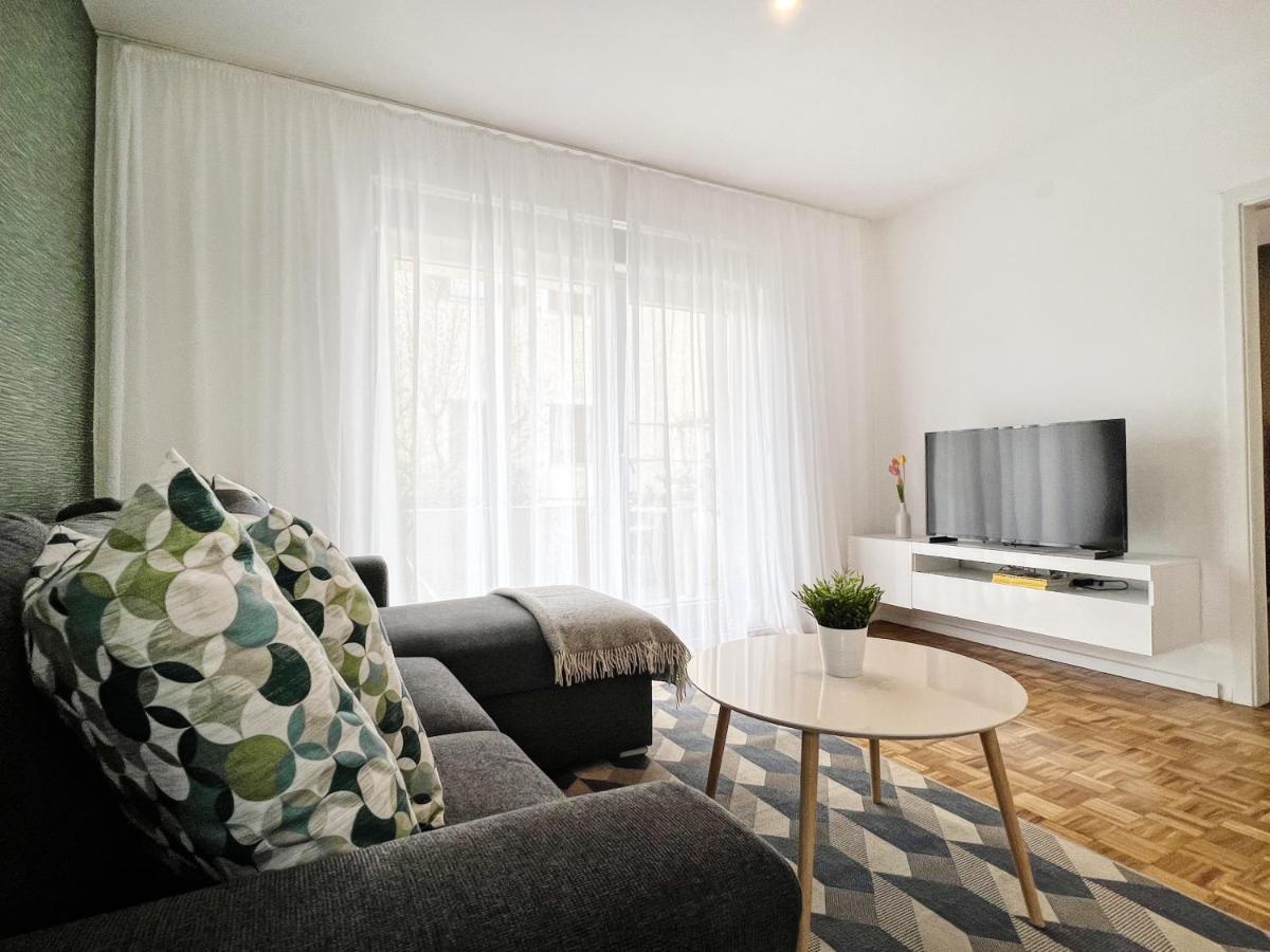 Apartments Valerian Novigrad  Ngoại thất bức ảnh