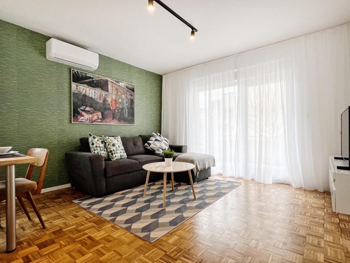 Apartments Valerian Novigrad  Ngoại thất bức ảnh