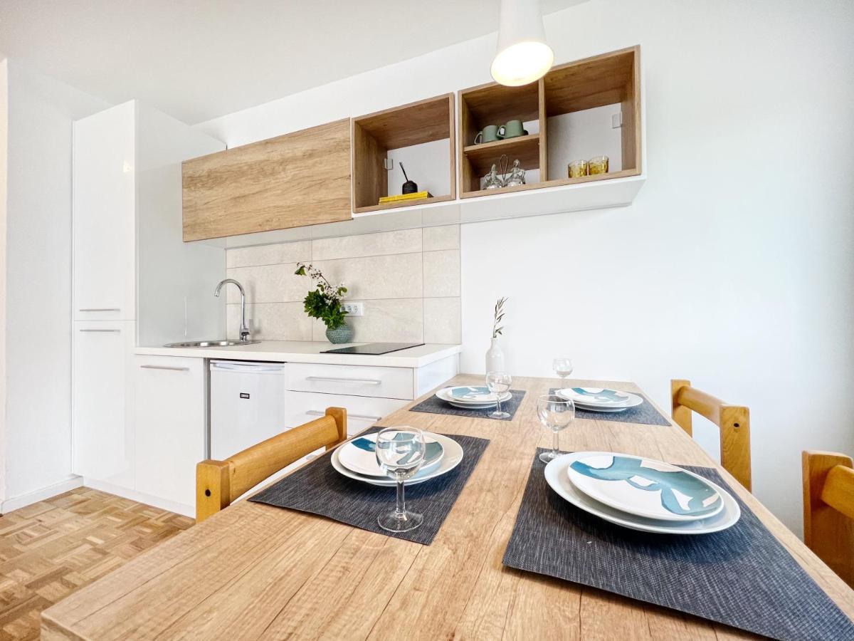 Apartments Valerian Novigrad  Ngoại thất bức ảnh