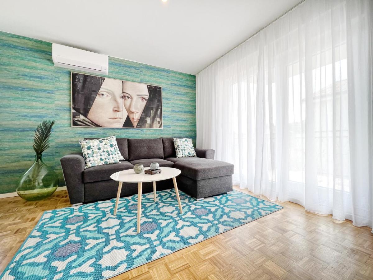Apartments Valerian Novigrad  Ngoại thất bức ảnh